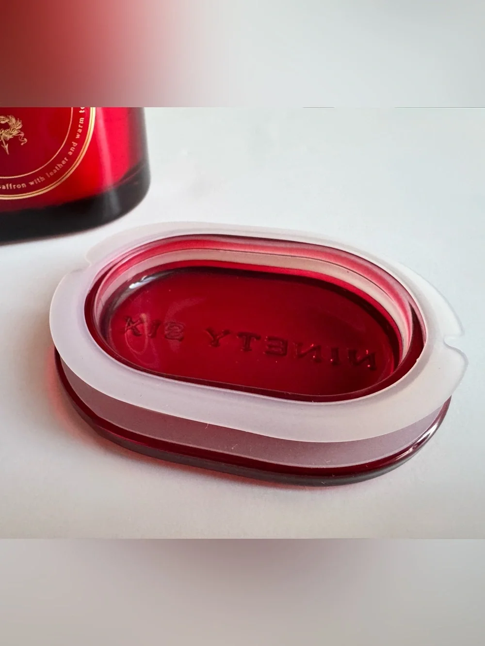 DW Home Ninety Six No. 04 2-Wick CandleRed Cherries, Saffron, Leather & Tonka